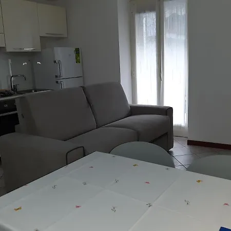 아파트 Stefano House 베르첼리